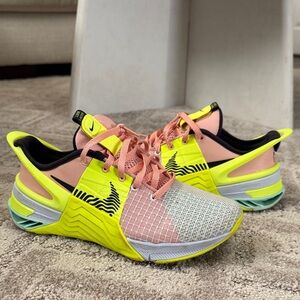 NIKE METCON WOMEN MULTI-COLORED SNEAKER